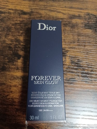 ディオールスキン フォーエヴァー フルイド グロウ/Dior/リキッドファンデーションを使ったクチコミ（1枚目）