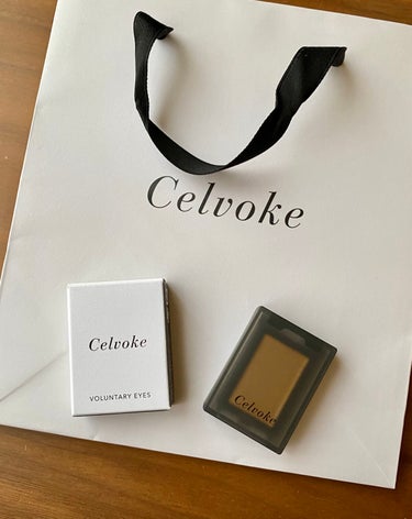 セルヴォーク ヴォランタリー アイズ 29 サフランイエロー/Celvoke/シングルアイシャドウを使ったクチコミ（2枚目）