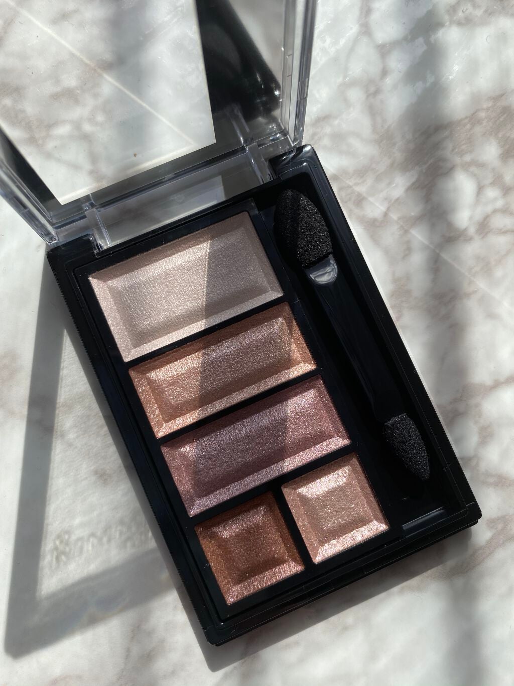 ショコラスウィート アイズ/リンメル ロンドン/アイシャドウパレットを使ったクチコミ(2枚目)