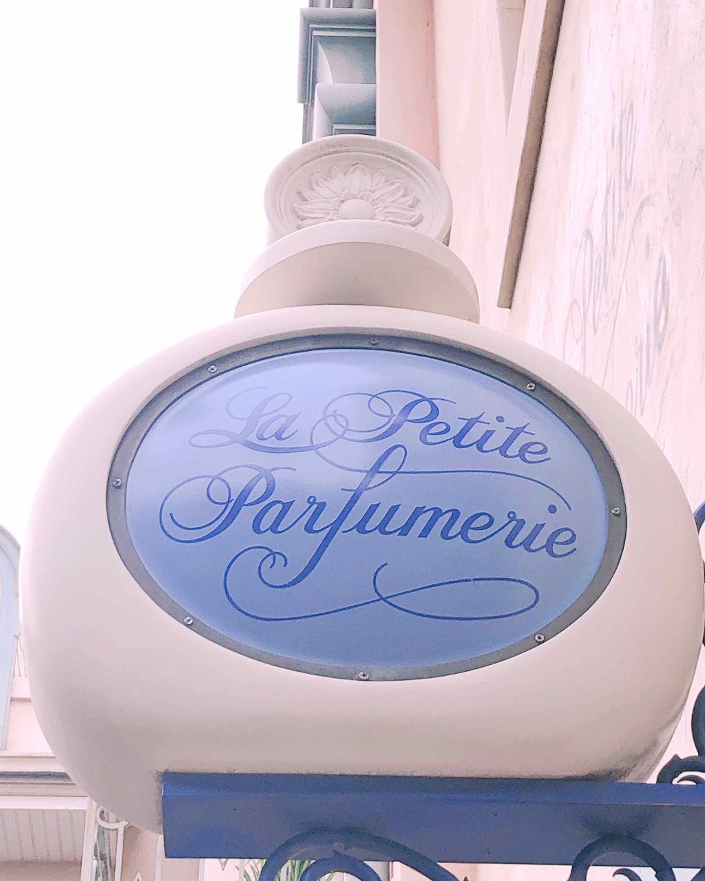 そあち on LIPS 「こんにちは、そあちです!今回はディズニーシー内にある香水屋さん..」(4枚目)