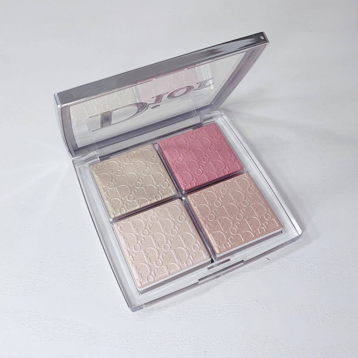 ディオール バックステージ フェイス グロウ パレット/Dior/ハイライトを使ったクチコミ(2枚目)