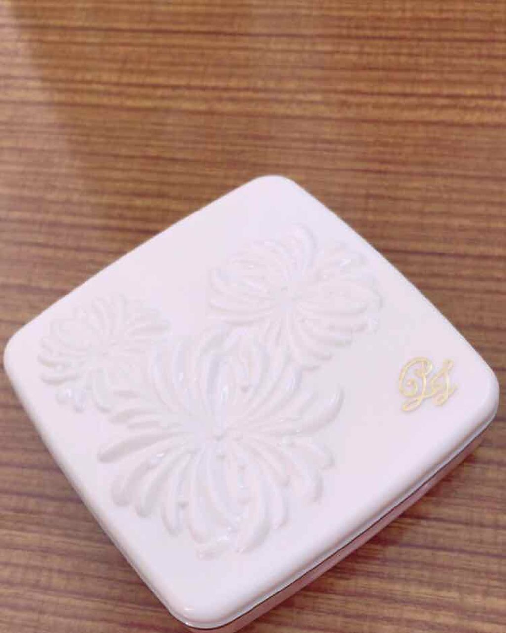 パウダー ブラッシュ/PAUL & JOE BEAUTE/パウダーチークを使ったクチコミ（2枚目）