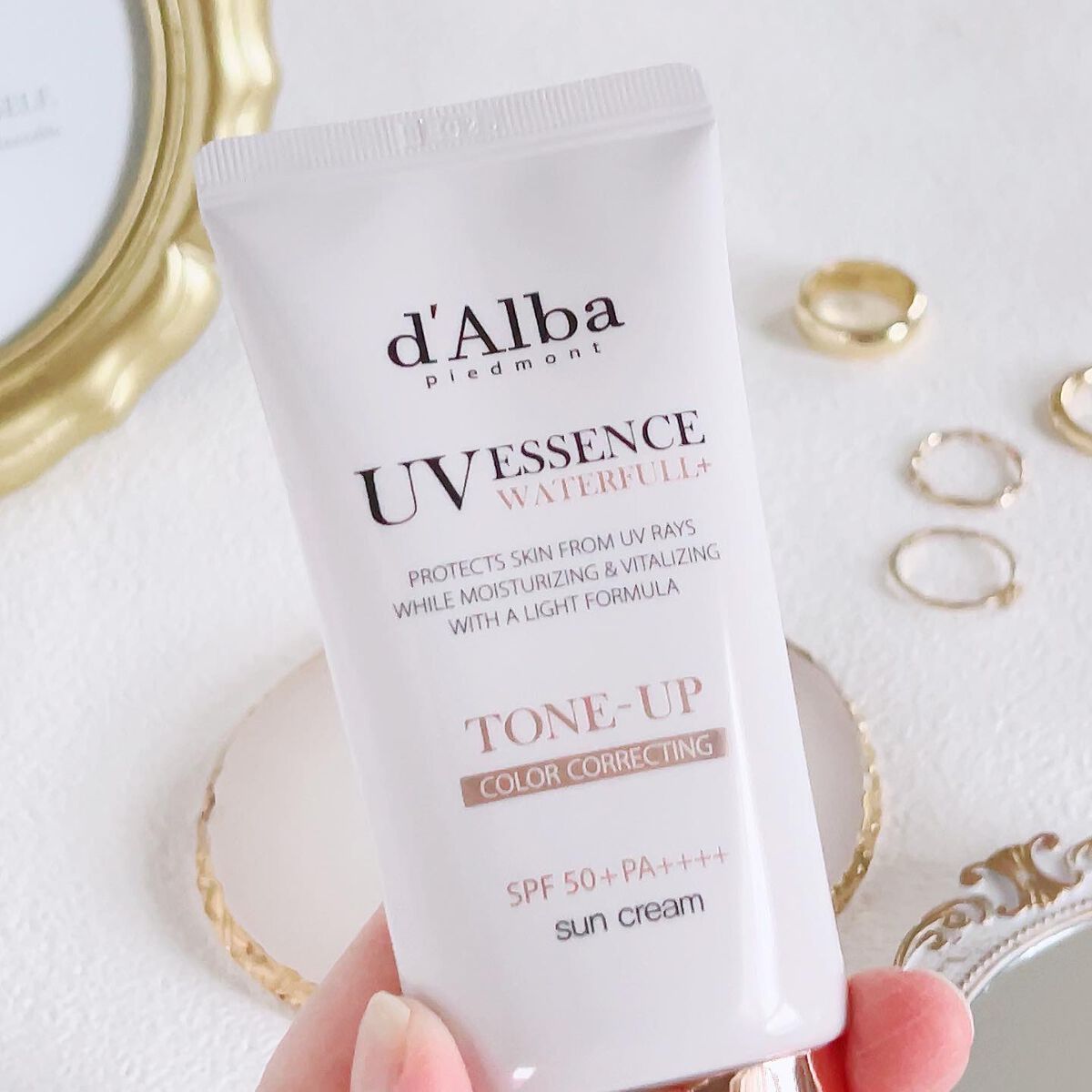 ウォータフルトーンアップサンクリーム/ダルバ/日焼け止めクリームを使ったクチコミ（2枚目）