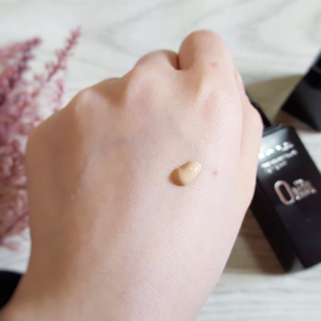 リアルカバーリキッド（ライトグロウ）/KATE/リキッドファンデーションを使ったクチコミ（3枚目）