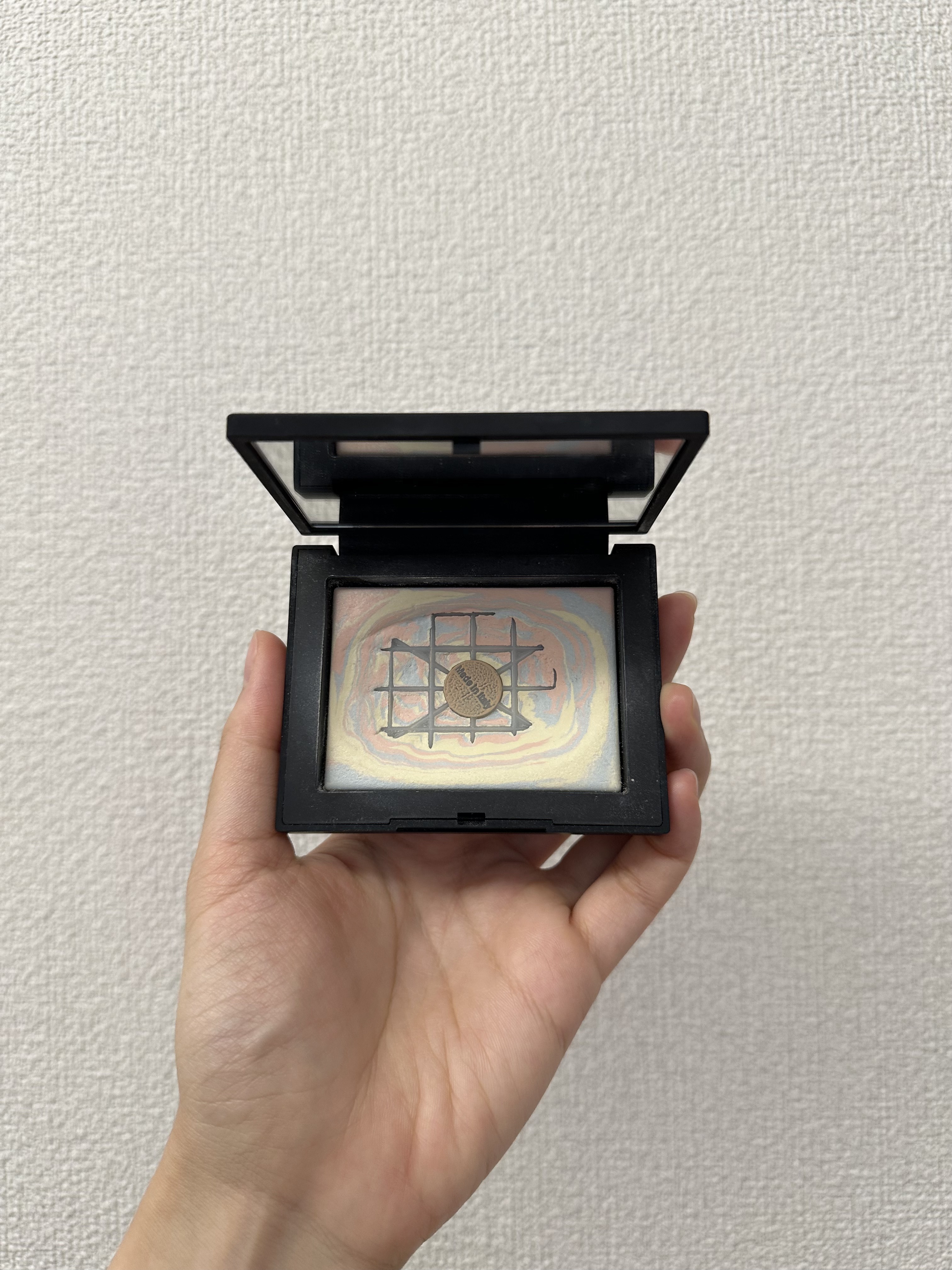 ライトリフレクティング プリズマティックパウダー MOONWAVE/NARS/プレストパウダーを使ったクチコミ（2枚目）