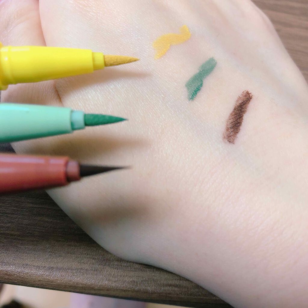 サラダdeフルーツカラーリキッドアイライナーWP/FLORTTE/リキッドアイライナーを使ったクチコミ(3枚目)