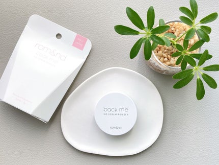 バックミーノーセバムパウダー/rom&nd/ルースパウダーを使ったクチコミ(2枚目)