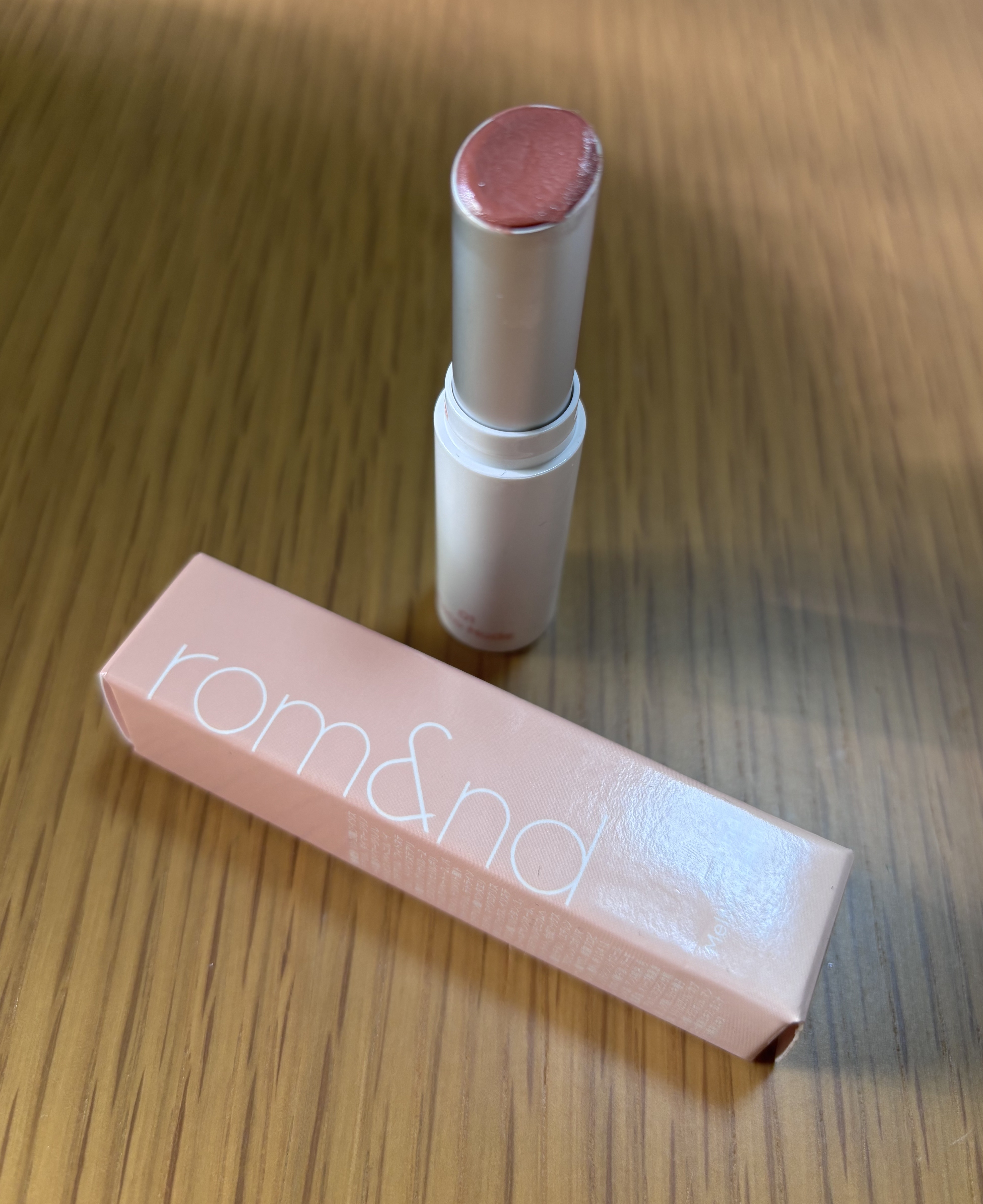 グラスティングメルティングバーム/rom&nd/リップバームを使ったクチコミ（1枚目）