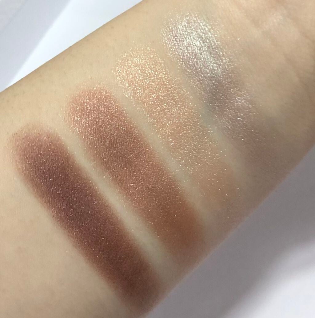 リアルクローズシャドウ/excel/アイシャドウパレットを使ったクチコミ(2枚目)