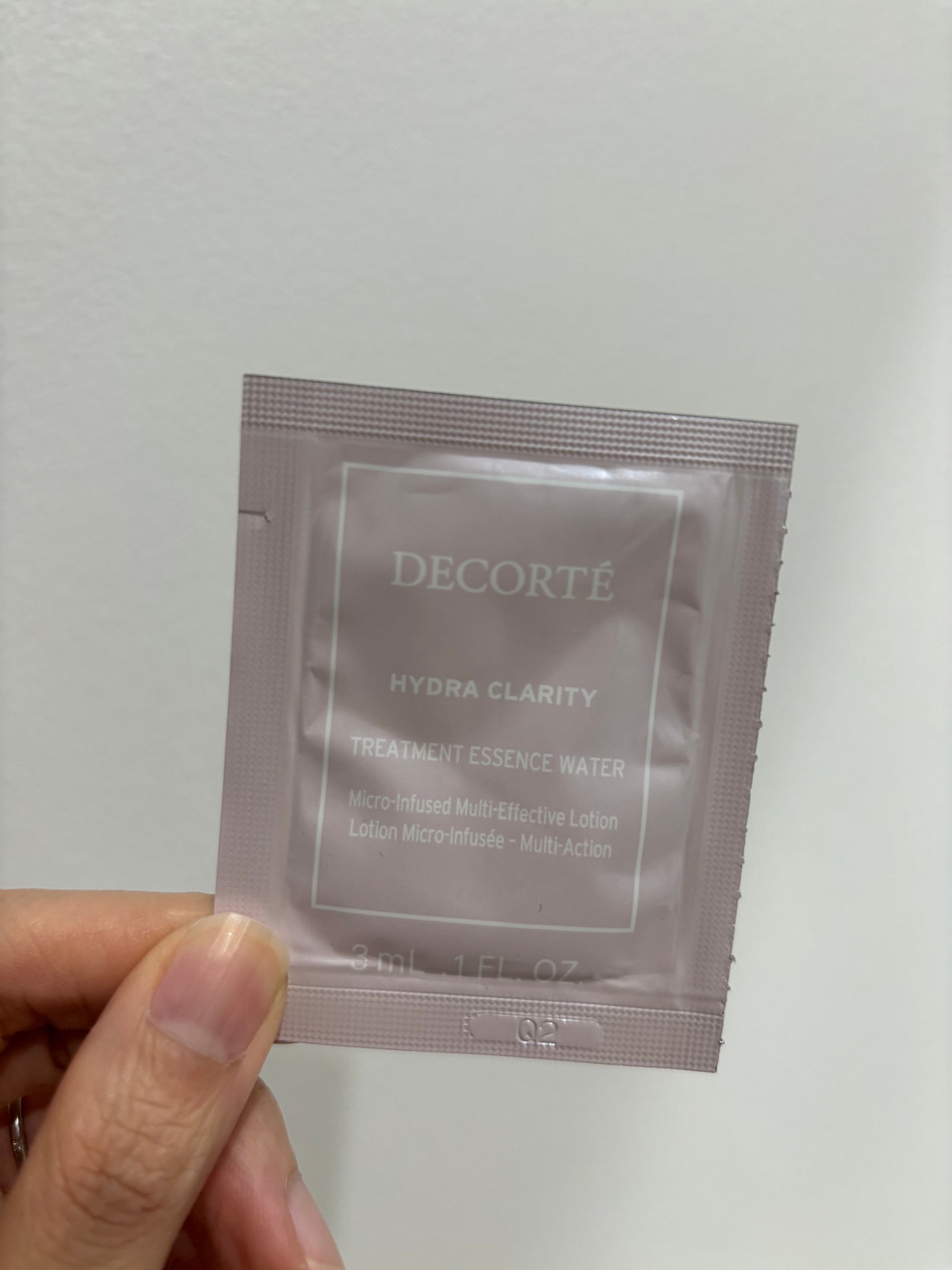イドラクラリティ 薬用 トリートメント エッセンス ウォーター/DECORTÉ/化粧水を使ったクチコミ(1枚目)