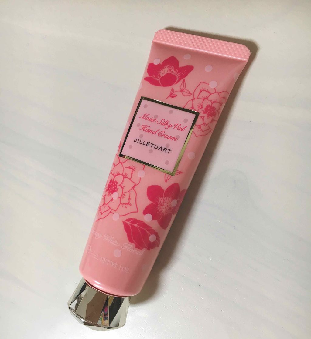 リラックス モイストシルキーヴェール ハンドクリーム/JILL STUART/ハンドクリームを使ったクチコミ（1枚目）