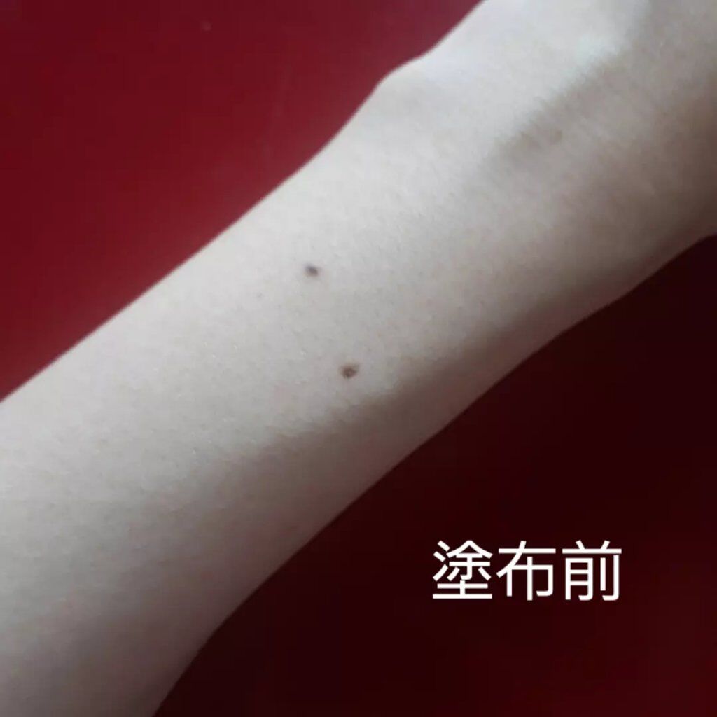 モイストラボ エッセンス薬用美白コンシーラー ナチュラルオークル03/Moist Labo/リキッドコンシーラーを使ったクチコミ（3枚目）