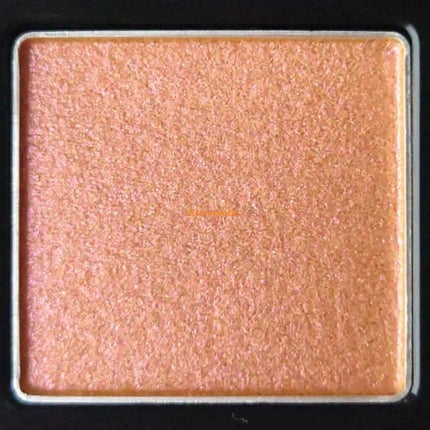 ラズル アイカラー/エレガンス ラズル /単色アイシャドウを使ったクチコミ(4枚目)