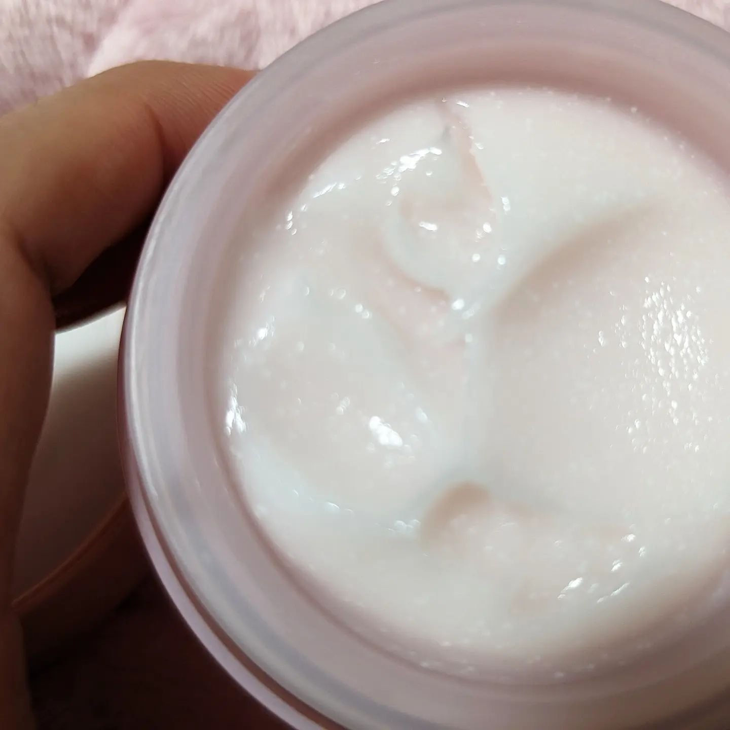 バウンシースリーピングマスク/LANEIGE/フェイスクリームを使ったクチコミ（3枚目）