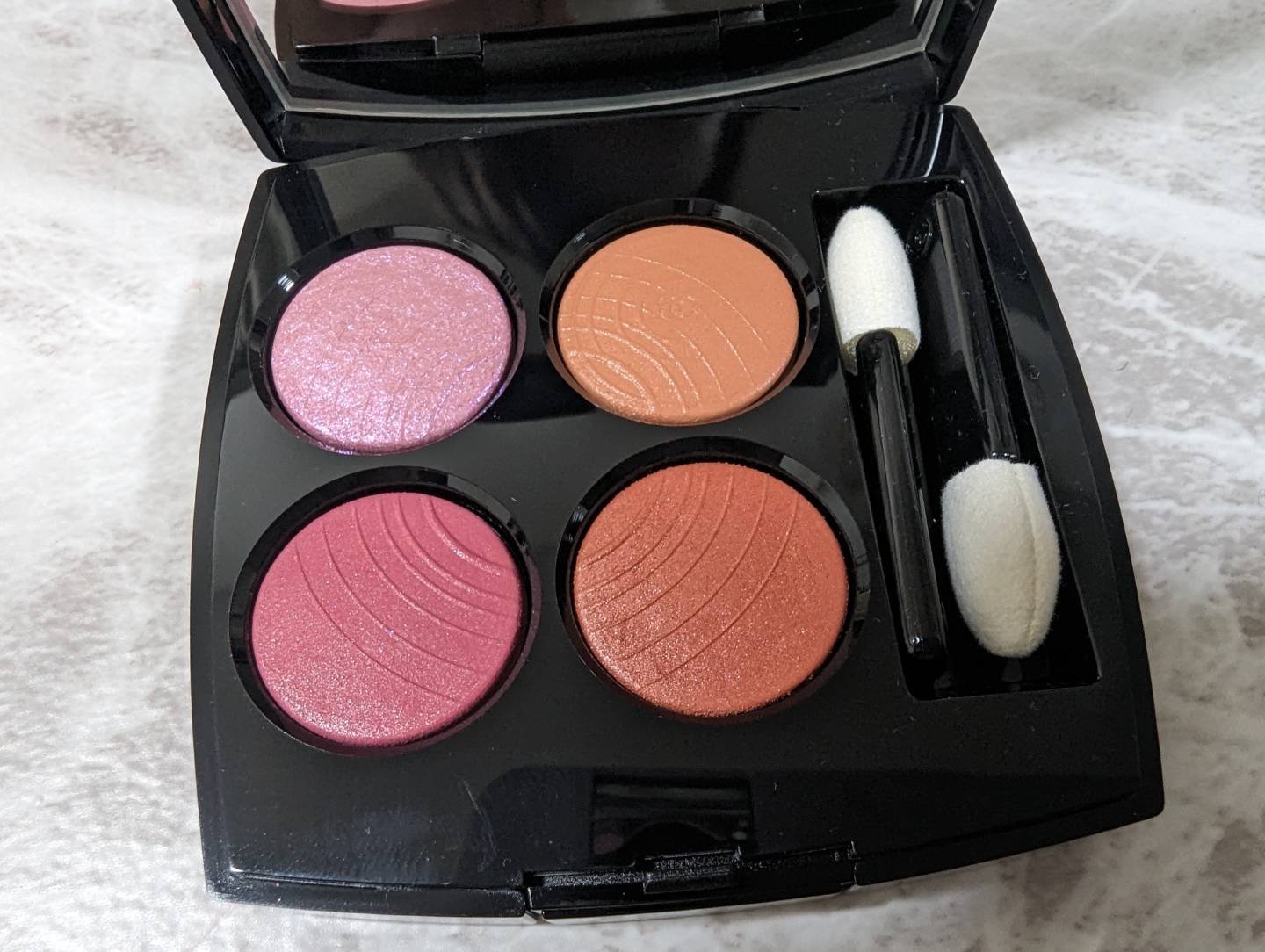 ルミエール ドゥ ローシャン/CHANEL/パウダーハイライトを使ったクチコミ（3枚目）