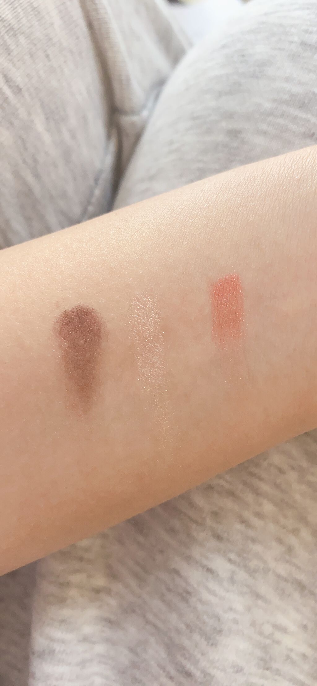 トリオ ブリック パレット<ピュア グロウ>/Dior/アイシャドウパレットを使ったクチコミ(2枚目)