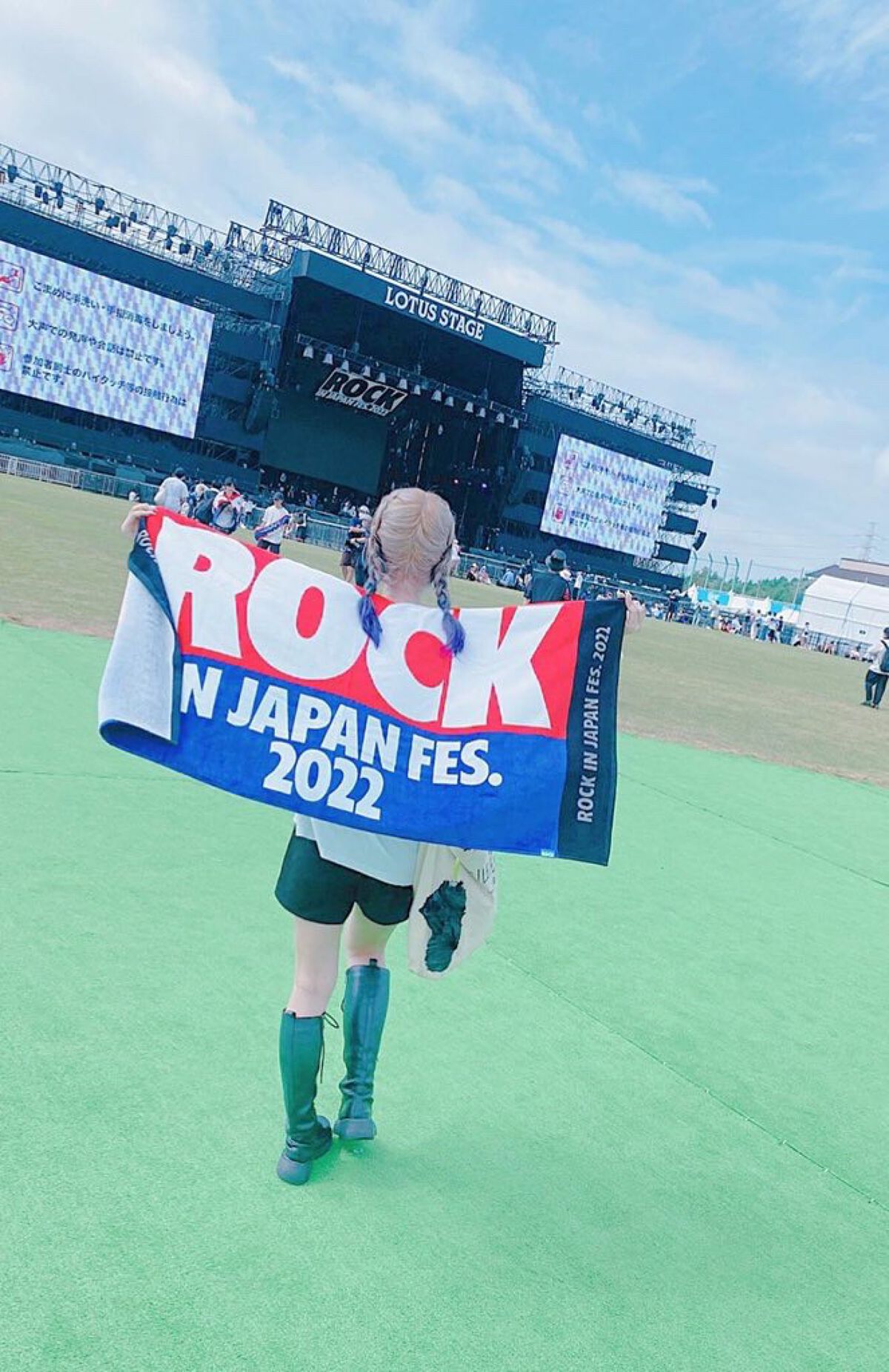 メイクの上からリフレッシュシート/ビオレ/フェイスシートを使ったクチコミ(4枚目)