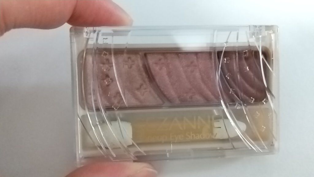 トーンアップアイシャドウ/CEZANNE/アイシャドウパレットを使ったクチコミ（2枚目）