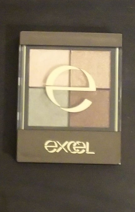 リアルクローズシャドウ/excel/アイシャドウパレットを使ったクチコミ(1枚目)