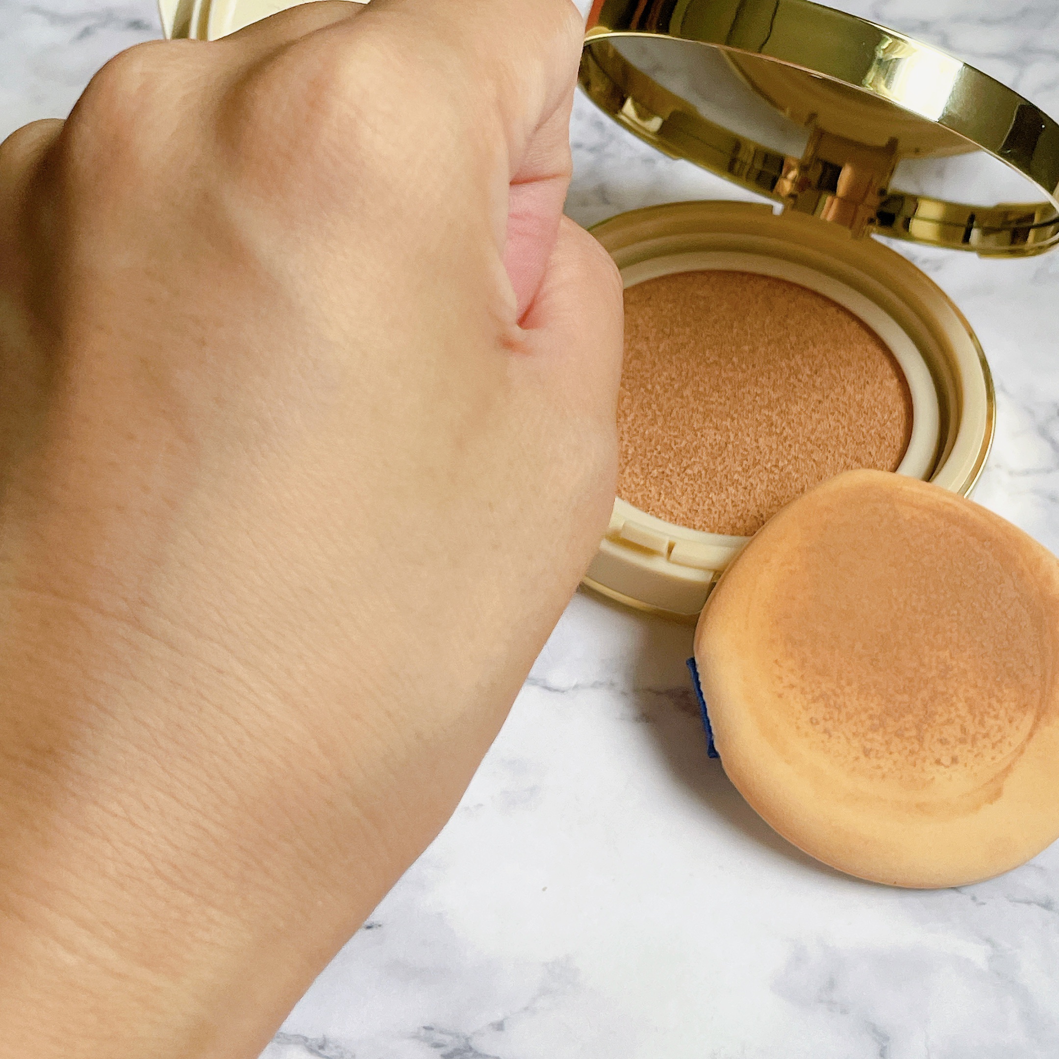 ルミナスフィット クッションファンデーション  01 ナチュラルベージュ/ODELIA/クッションファンデーションを使ったクチコミ（3枚目）