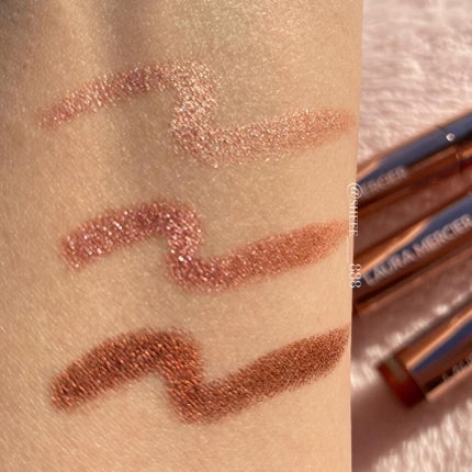 ローズグロウ リフレクションズ キャビアスティック トリオ/ローラ メルシエ/スティックアイシャドウを使ったクチコミ(4枚目)