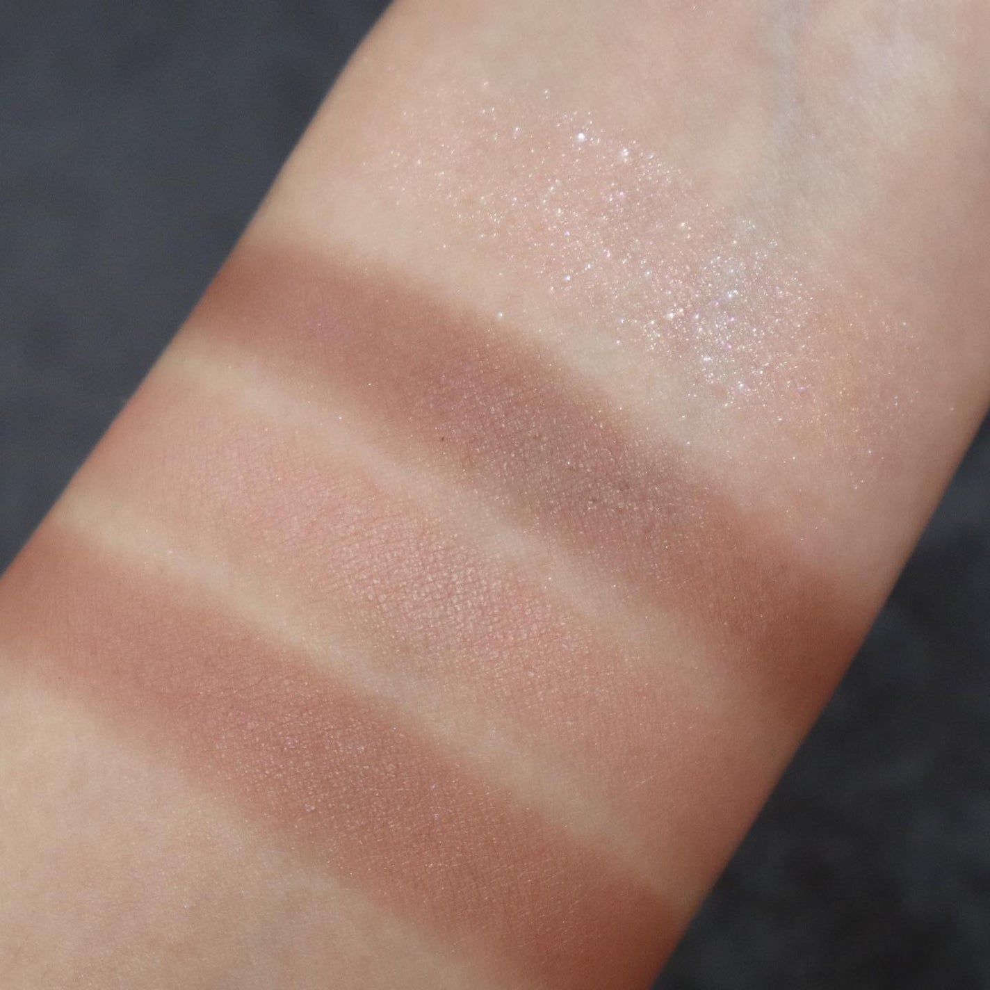 シルキースフレアイズ(マットタイプ)/キャンメイク/アイシャドウパレットを使ったクチコミ(4枚目)