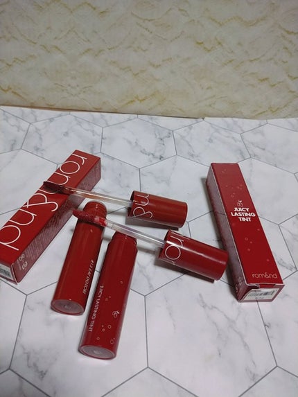 ジューシーラスティングティント/rom&nd/リップティントを使ったクチコミ(1枚目)