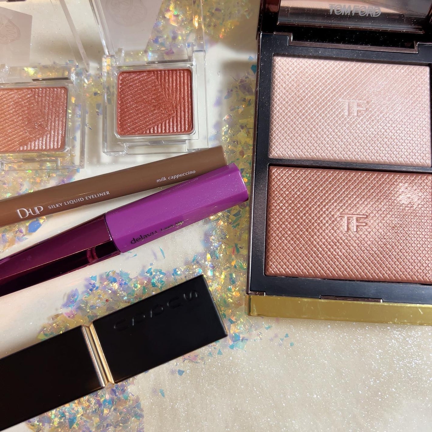 Joe on LIPS 「寝坊した朝はパパッとメイクできるものに限る✨スキンケアからメイ..」(1枚目)