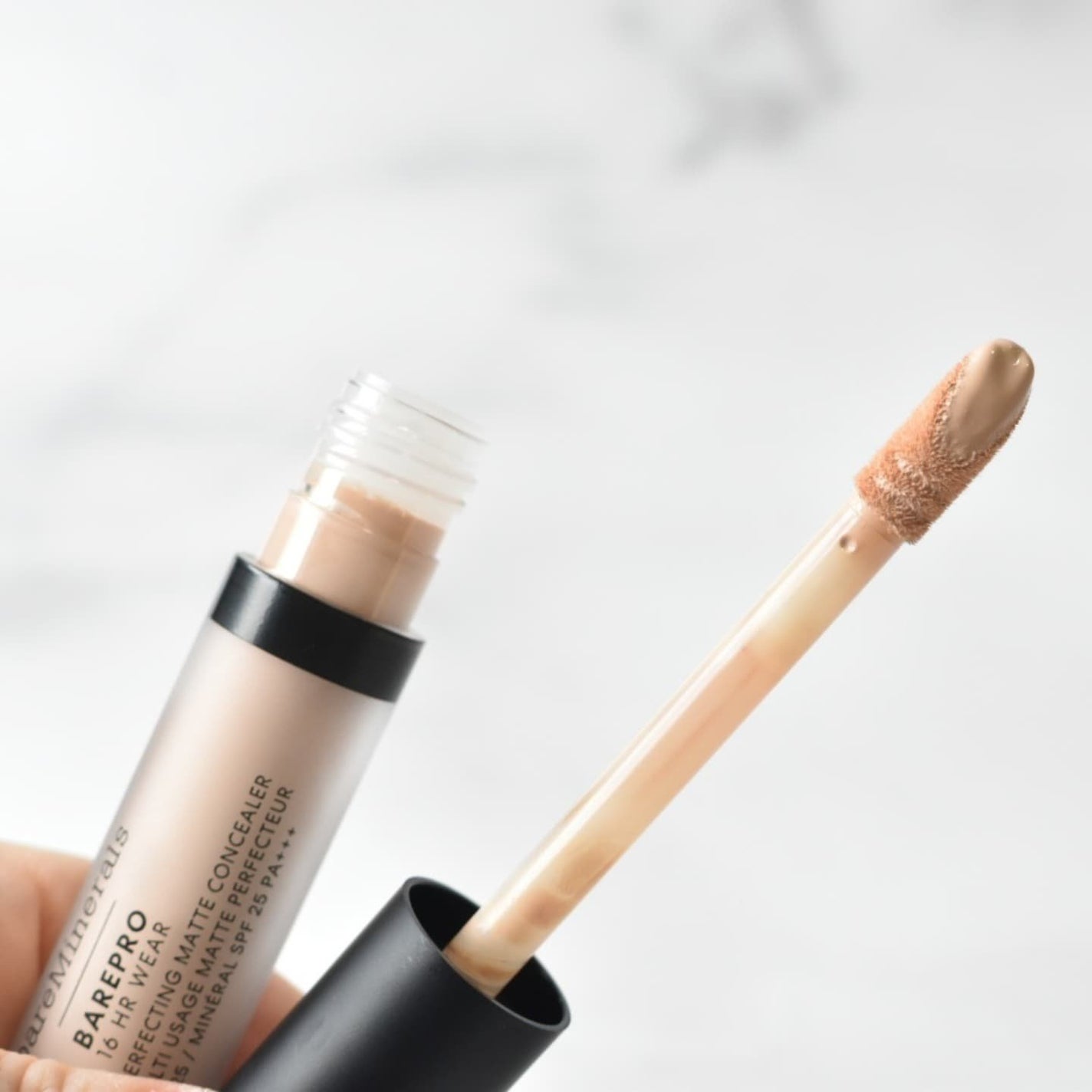 ベアプロ 16HR オールオーバー コンシーラー SPF25(PA+++)/bareMinerals/リキッドコンシーラーを使ったクチコミ(2枚目)