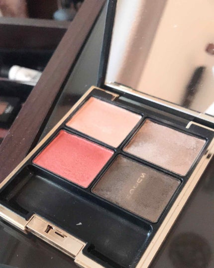 デザイニング カラー アイズ/SUQQU/アイシャドウパレットを使ったクチコミ(4枚目)