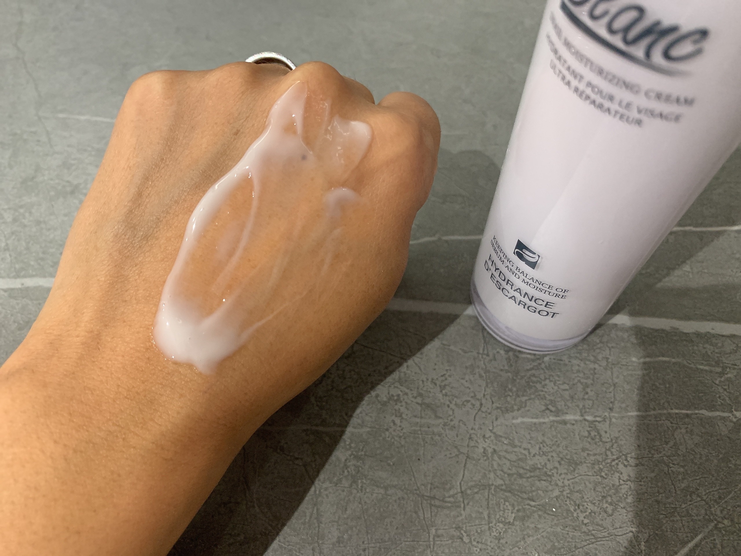 マジックカタツムリクリーム/ブラン/フェイスクリームを使ったクチコミ（3枚目）