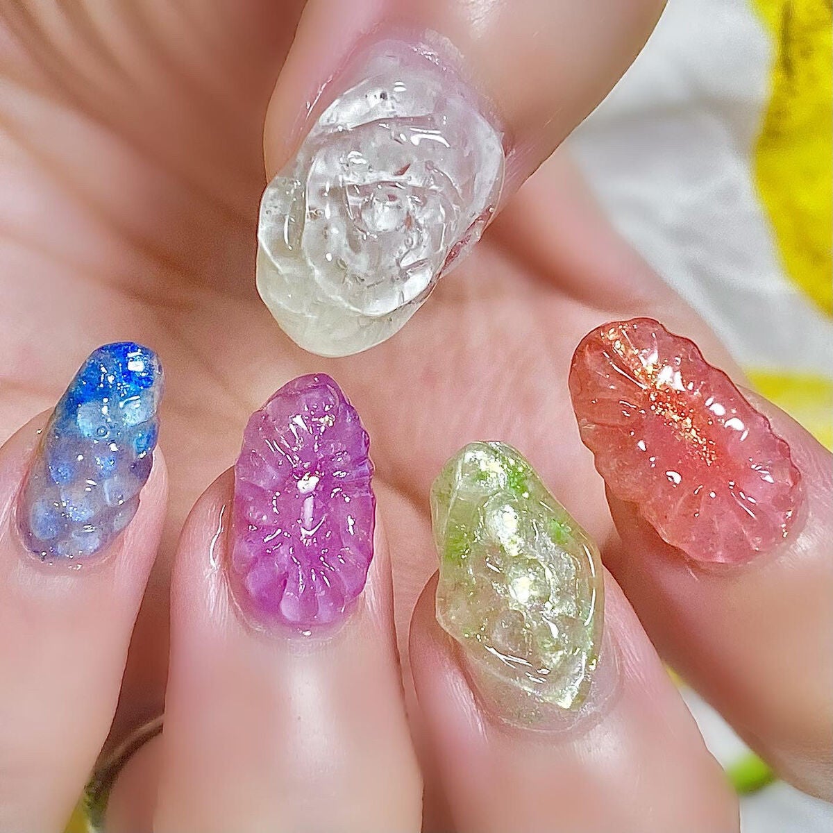 カラフルネイルズ/キャンメイク/マニキュアを使ったクチコミ(2枚目)