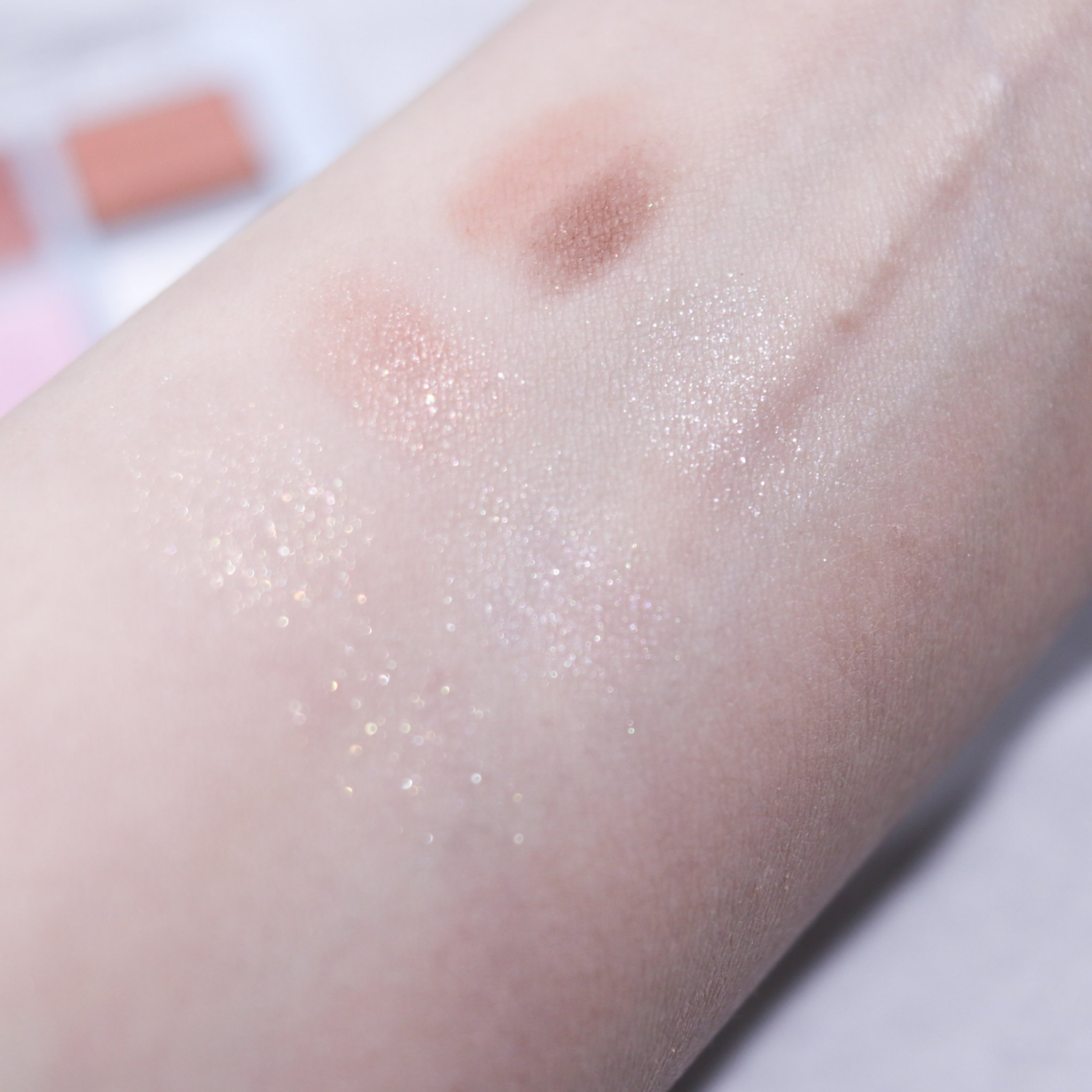 THE アイパレR 103 ハッピーエディション【新】/b idol/アイシャドウパレットを使ったクチコミ（3枚目）