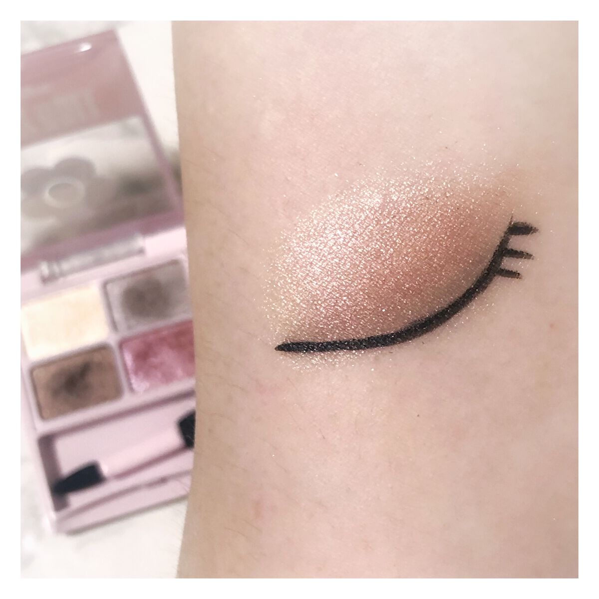 デイジードール アイカラー パレット/DAISY DOLL by MARY QUANT/アイシャドウパレットを使ったクチコミ(4枚目)