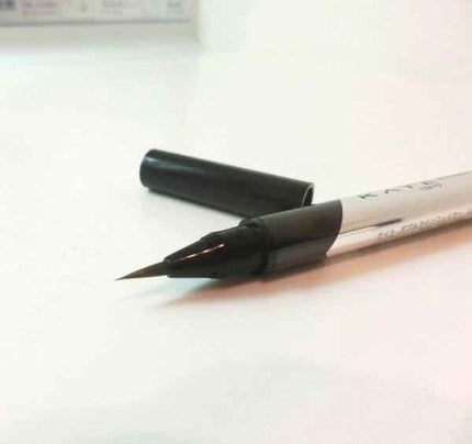 ダブルラインフェイカー/KATE/リキッドアイライナーを使ったクチコミ(3枚目)