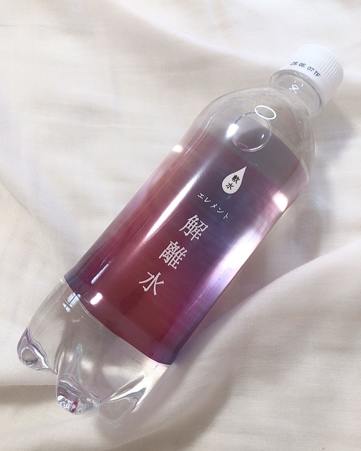 エレメント解離水/株式会社シーエル/ミネラルウォーターを使ったクチコミ（2枚目）