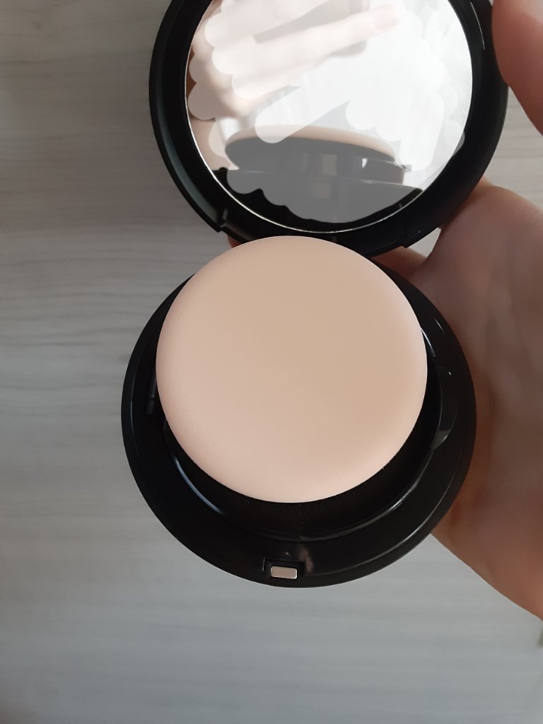 ジャビンドゥソウル ウインクファンデーションパクト/Javin De Seoul/クッションファンデーションを使ったクチコミ（2枚目）