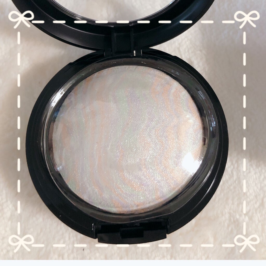 マーブルハイライター/LB/パウダーチークを使ったクチコミ(2枚目)