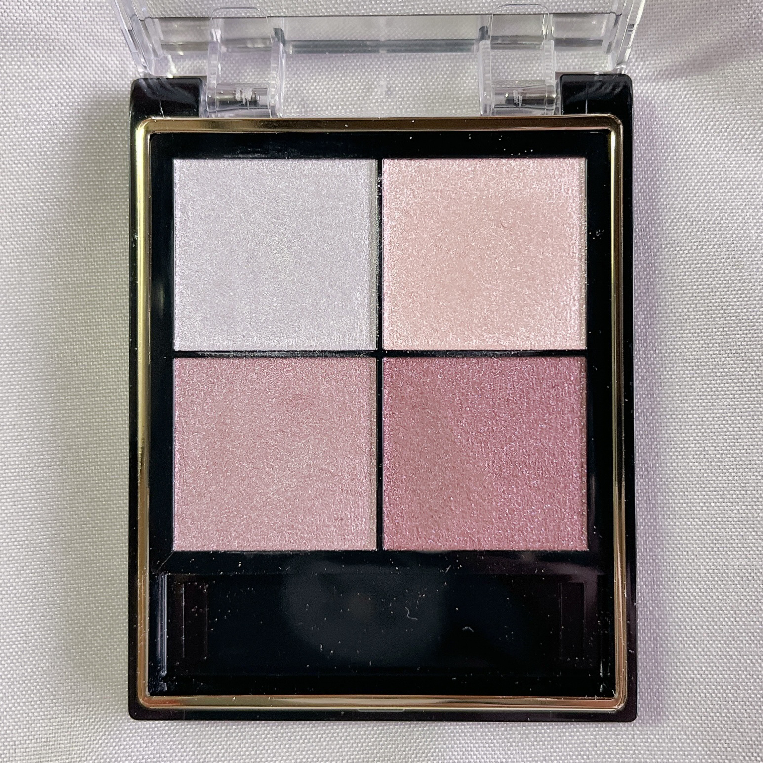 リアルクローズシャドウ CS04 プラムニット/excel/アイシャドウパレットを使ったクチコミ（2枚目）