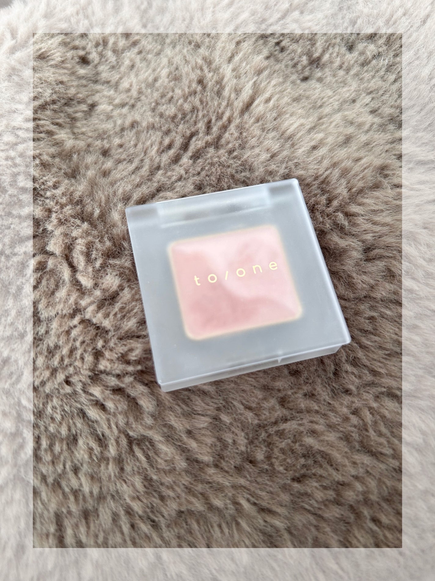 トーン ペタル アイシャドウ/to/one/アイシャドウパレットを使ったクチコミ(1枚目)