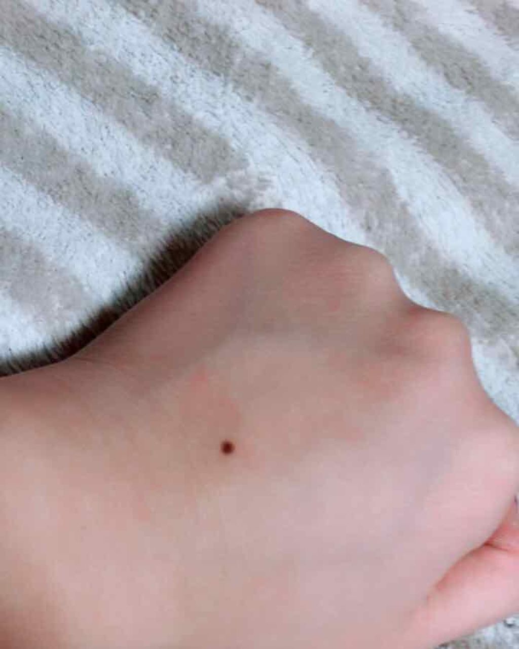 カバーパーフェクション チップコンシーラー/the SAEM/リキッドコンシーラーを使ったクチコミ(2枚目)