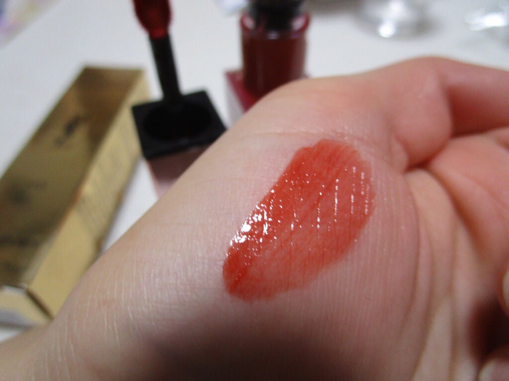 ルージュ ピュールクチュール ヴェルニ ウォーターグロウ/YVES SAINT LAURENT BEAUTE/口紅を使ったクチコミ(2枚目)