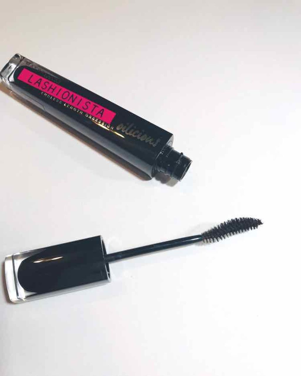 ラッシュニスタ オイリシャス/MAYBELLINE NEW YORK/マスカラを使ったクチコミ(2枚目)