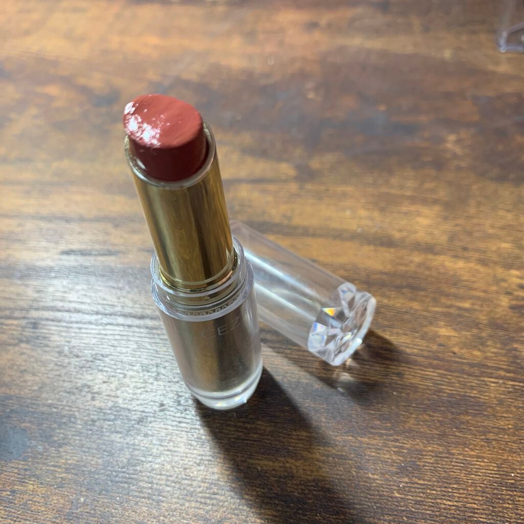 ラスティンググロスリップ/CEZANNE/口紅を使ったクチコミ(2枚目)