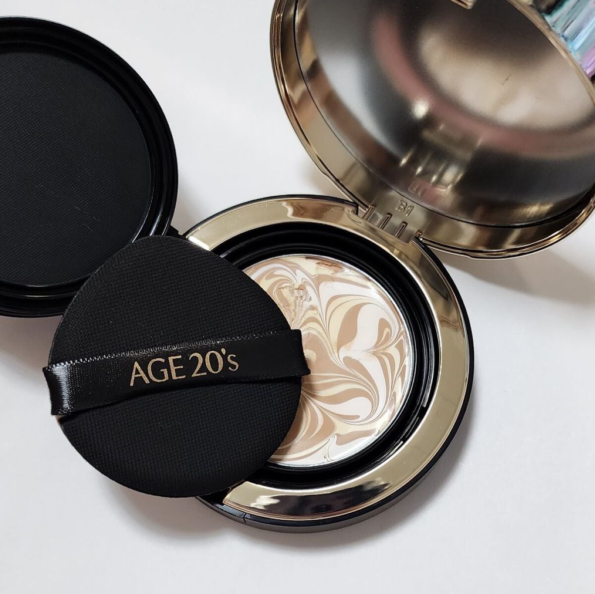 SIGNATURE ESSENCE COVER PACT /AGE20’s/クリーム・エマルジョンファンデーションを使ったクチコミ(5枚目)