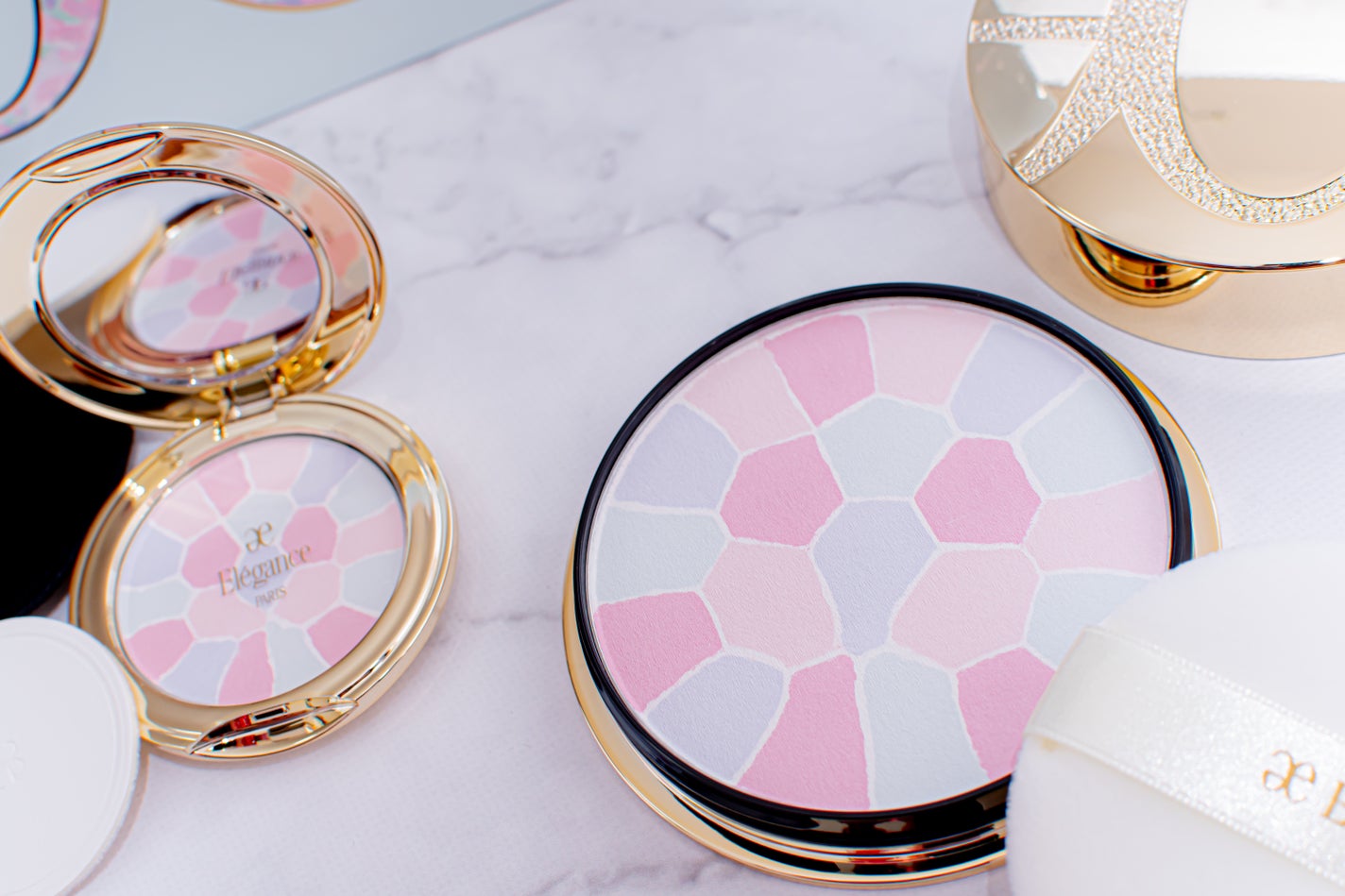 エレガンス ラ プードル オートニュアンス リクスィーズ/Elégance/プレストパウダーを使ったクチコミ(2枚目)