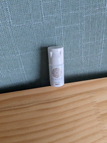 ましろ on LIPS 「お試しにとLIVIUSのトラベルキットを購入しましたLIVIU..」(6枚目)