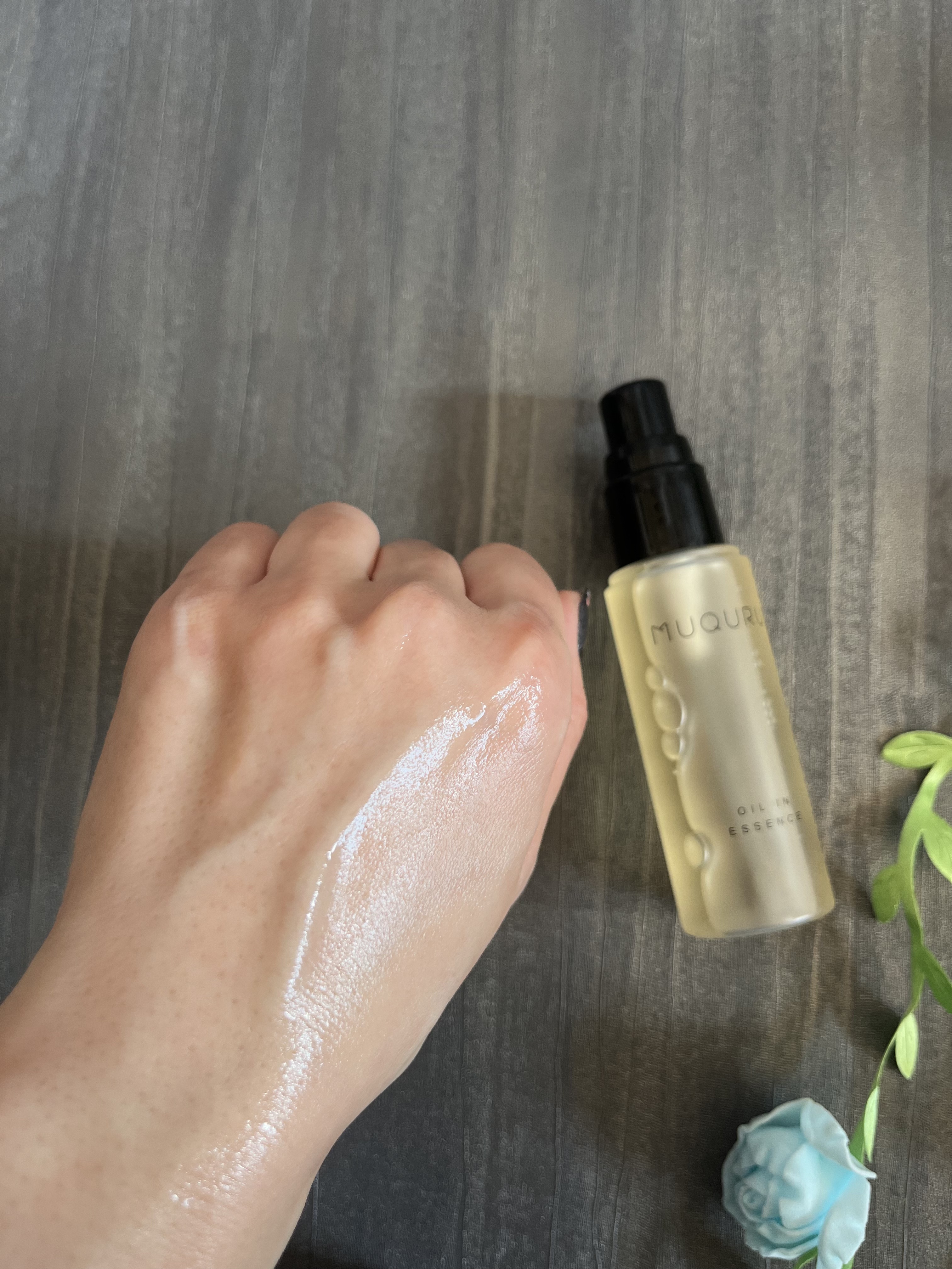 オイルインエッセンス/MUQURU/ブースター・導入液を使ったクチコミ（3枚目）