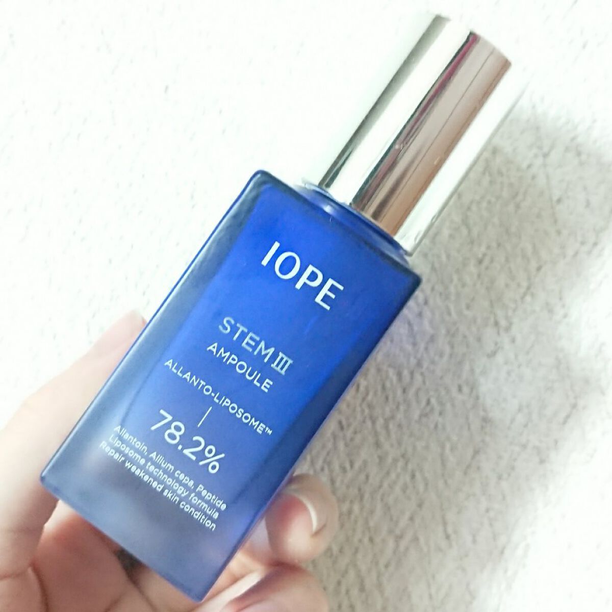 ぐっすり眠ったような美肌へ
IOPE ステム3アンプル


✼••┈┈┈┈┈••✼••┈┈┈┈┈••✼


睡眠に関する表現(買った時ガチで寝れなかった)と「リポソーム」と書いてあったのに惹かれ購入！
30ml入りと50ml入りがあって購入