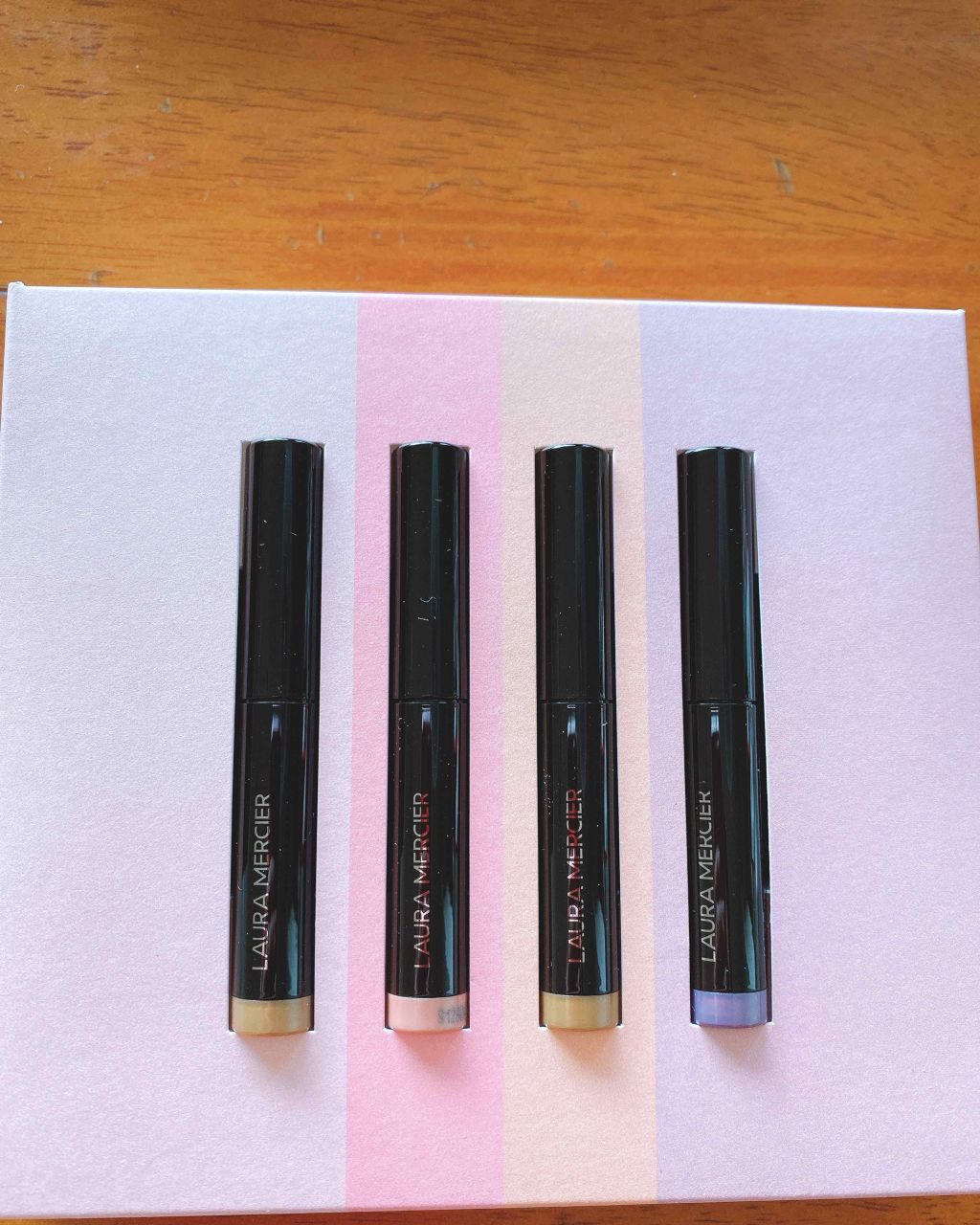 キャビア デュ ジュール ミニ キャビアスティック コレクション/ローラ メルシエ/メイクアップキットを使ったクチコミ（2枚目）